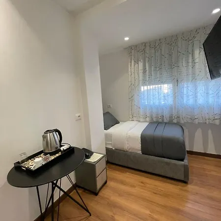 호텔 Peaky Durrës