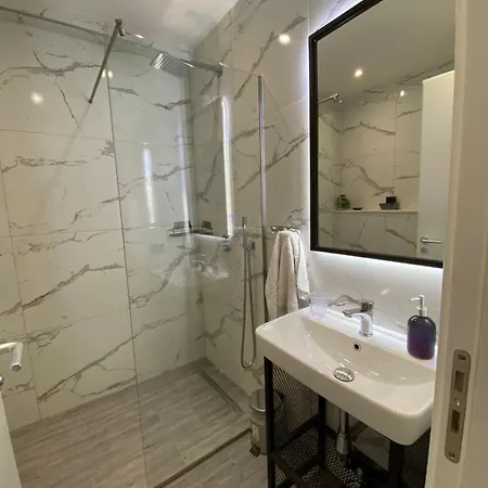 Peaky Hotel Durrës