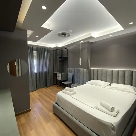 Peaky Hotel 4*