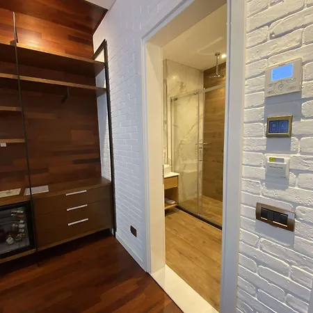 Peaky Hotel 4*
