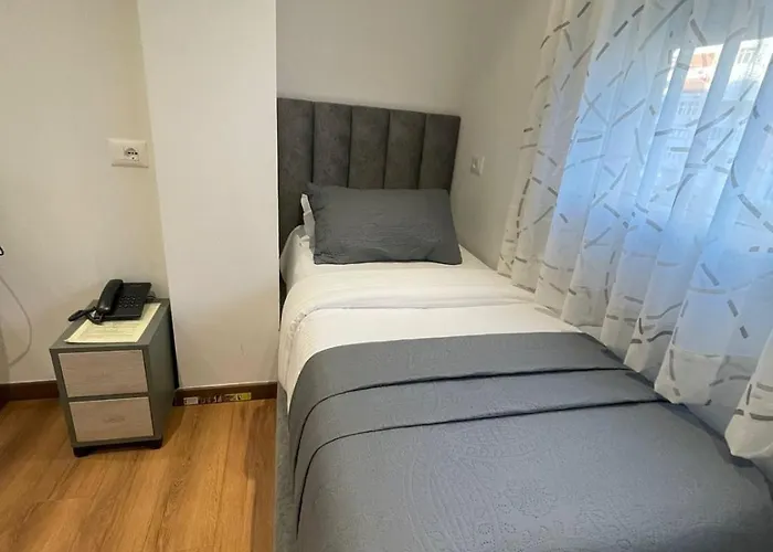 Peaky מלון דורס