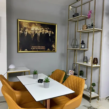 Peaky Hotel 4*