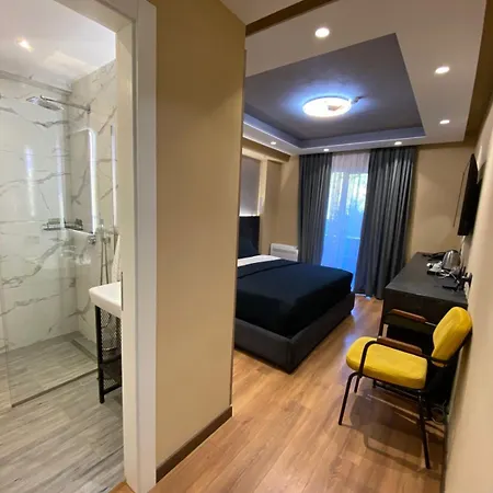 Peaky Hotel 3*