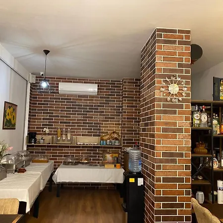Peaky Hotel Durrës