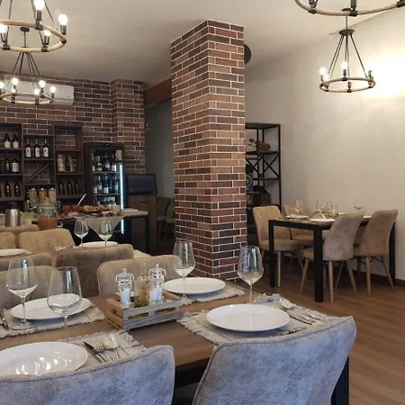 Peaky Hotell 4*